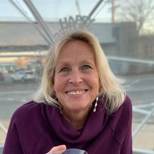 Meet your Posher, Lynn